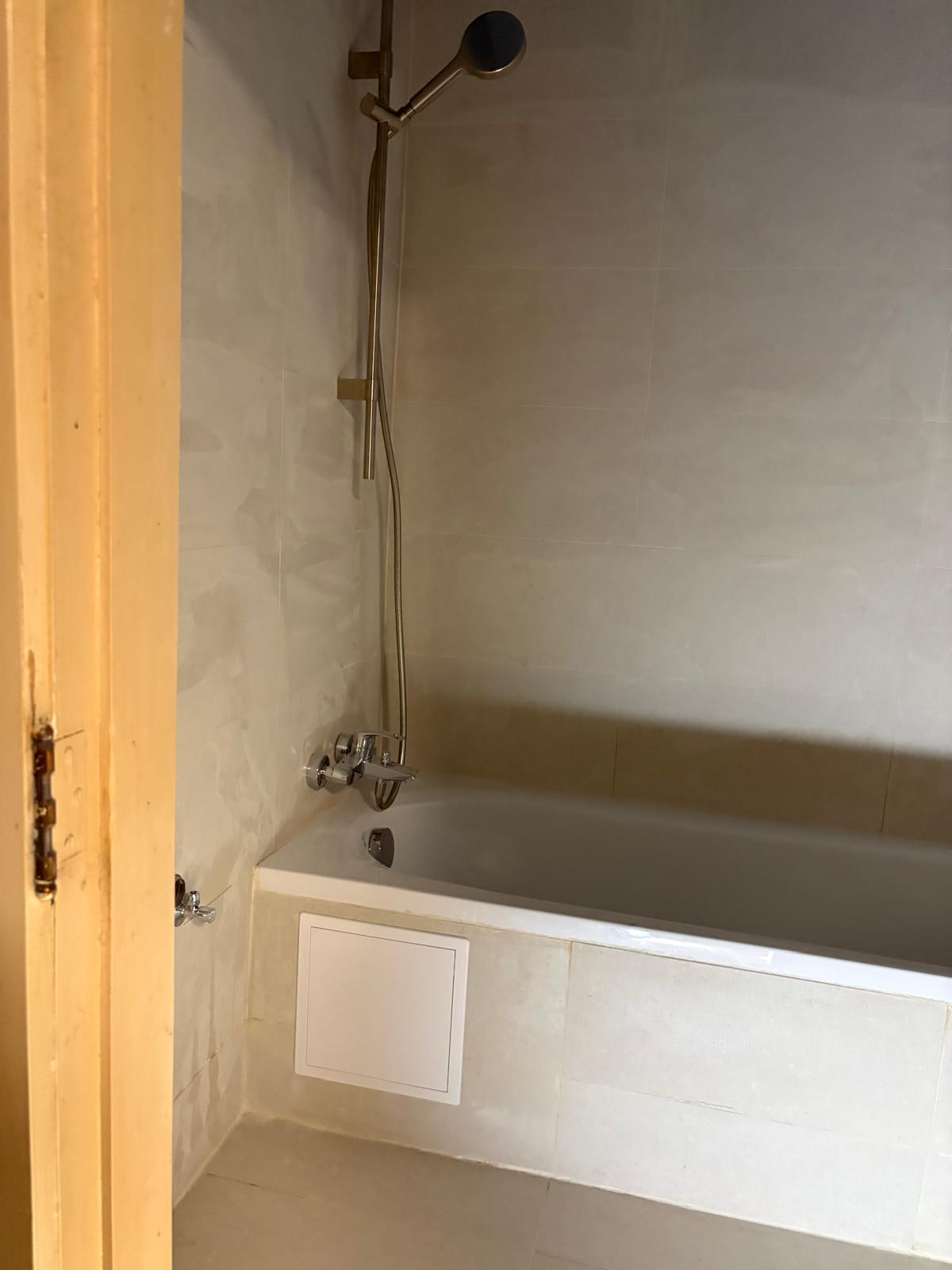 Remplacement baignoire et carrelage - Forest