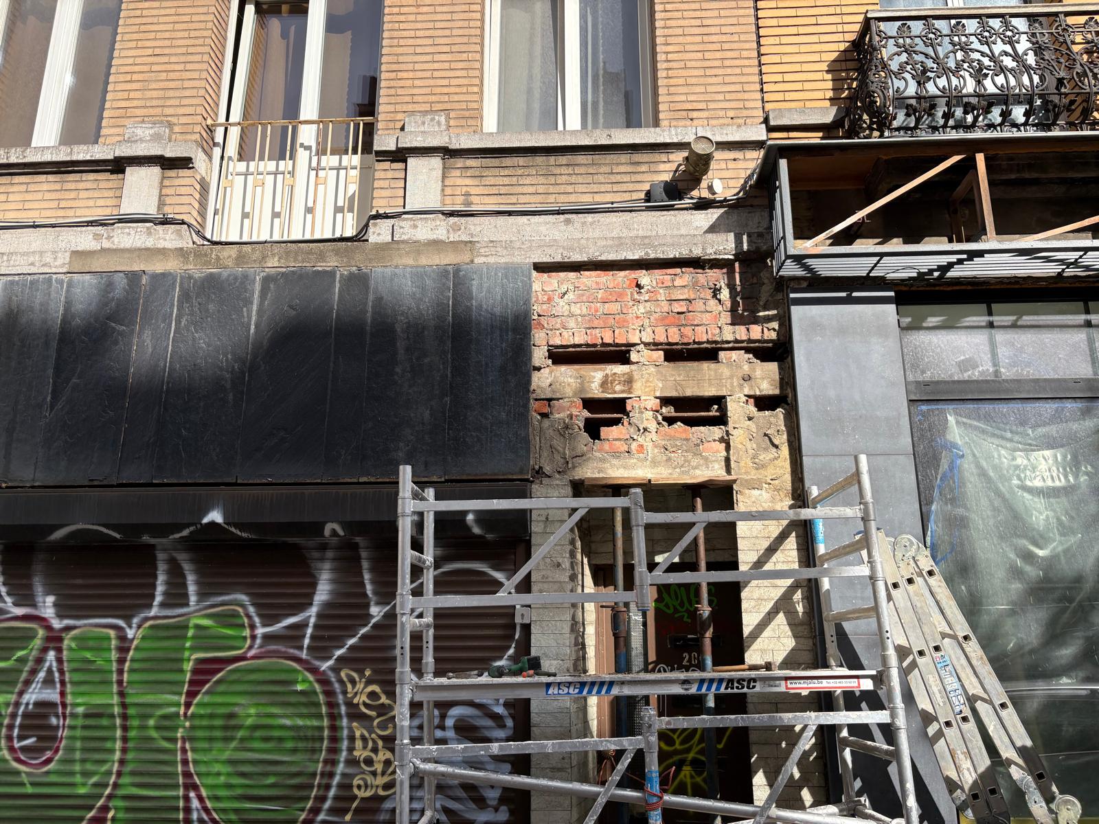 Remplacement carrelage façade - Bruxelles